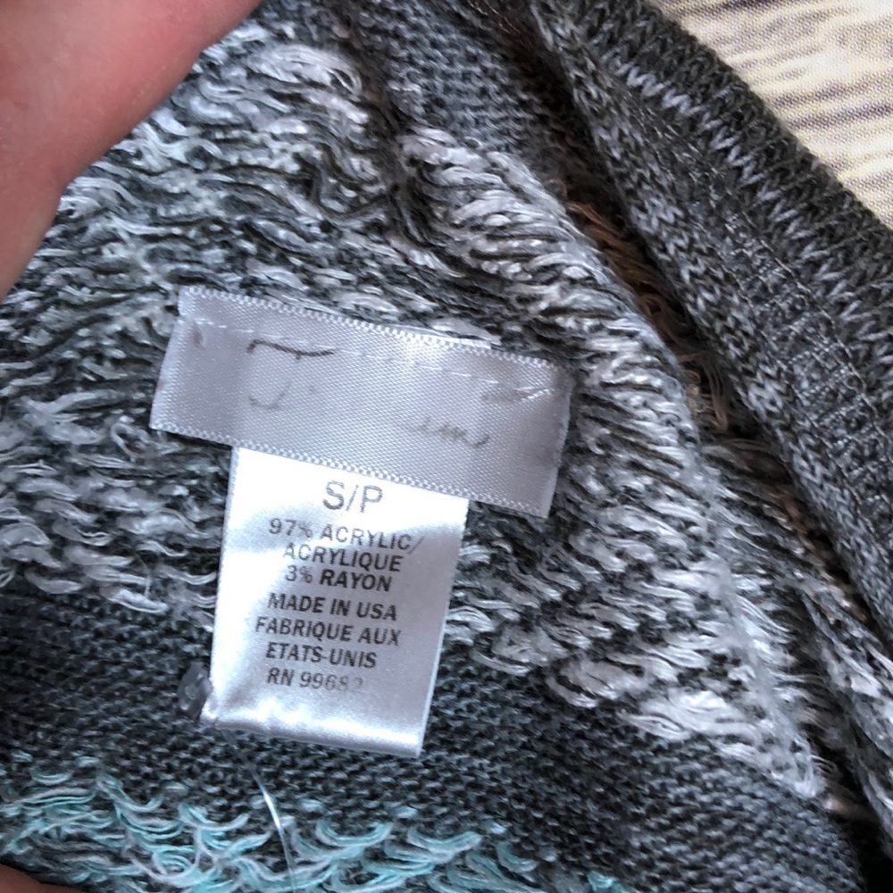 Cardigan - Picture 3 of 3